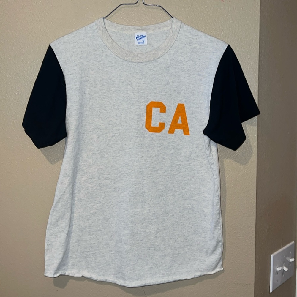 Vintage 70’s VelvaSheen Cotton CA Raglan Tee